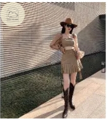 chân váy đuôi cá với áo croptop